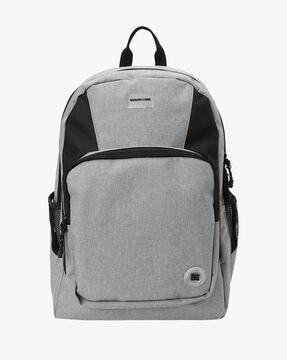 everyday-backpack-with-zip-closure