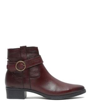 ankle-length-boots-with-zip-closure