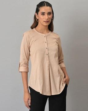 Buttoned-Down Fitted Top