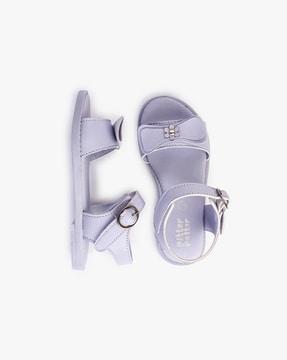 Girls Sandals with Buckle Closure