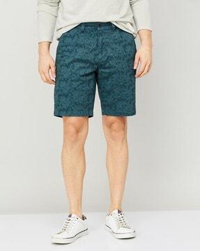 Printed Flat-Front Denim Shorts
