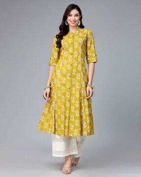 Floral Print A-Line Kurta with Buttoned Accent