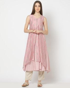 women-floral-embroidered-flared-kurta