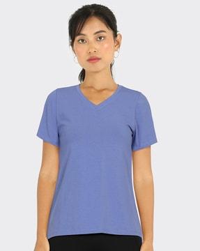 women-v-neck-regular-fit-t-shirt