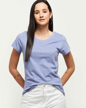 Women Regular Fit Round-Neck T-Shirt