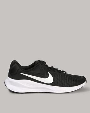 Men Revolution 7 Lace-Up Running Shoes