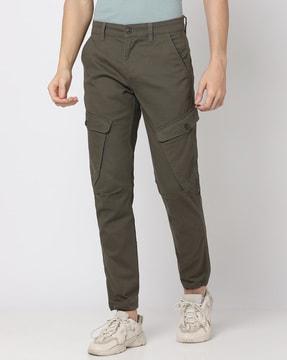 Men Tapered Fit Mid-Rise Cargo Joggers