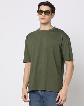 men-heathered-oversized-fit-crew-neck-t-shirt