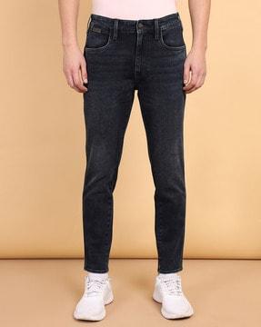 men-lightly-washed-tapered-jeans