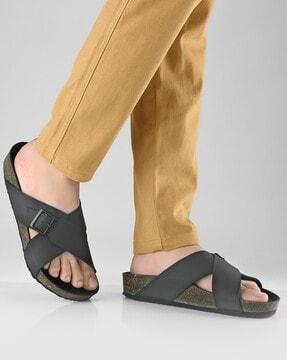 Men Criss-Cross Strap Open-Toe Sandals