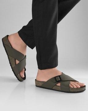 men-criss-cross-strap-open-toe-sandals