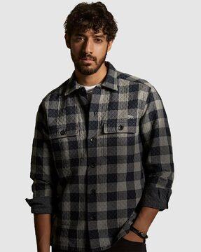 Men Checked Slim Fit Shirt with Flap Pockets