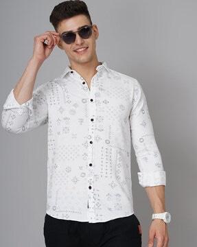 men-slim-fit-spread-collar-shirt