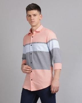 men-colourblock-regular-fit-shirt-with-patch-pocket