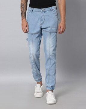 men-typographic-print-jogger-jeans
