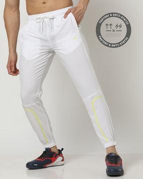 men-logo-print-relaxed-fit-training-joggers