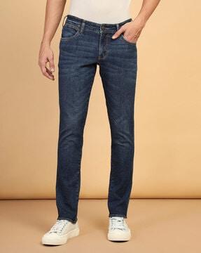 Men Lightly Washed Relaxed Jeans