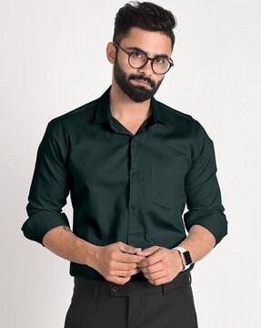 Men Regular Fit Shirt with Spread Collar