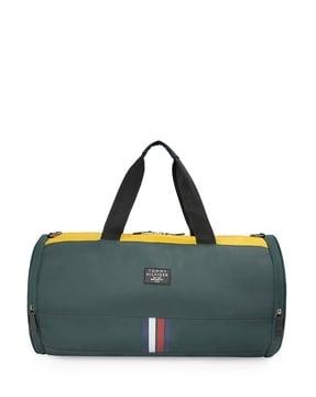 duffle-bag-with-detachable-strap