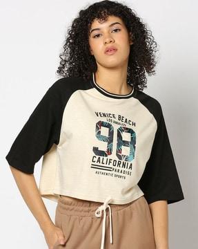women-printed-relaxed-fit-round-neck-t-shirt