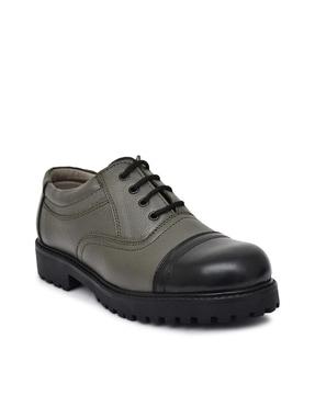 Formal Lace-Up Shoes with Genuine leather upper