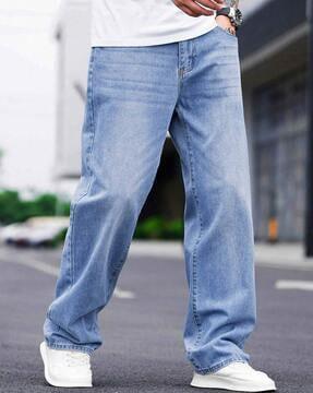 Men Mid-Rise Relaxed Fit Jeans