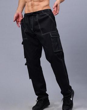 men-relaxed-fit-cargo-pants