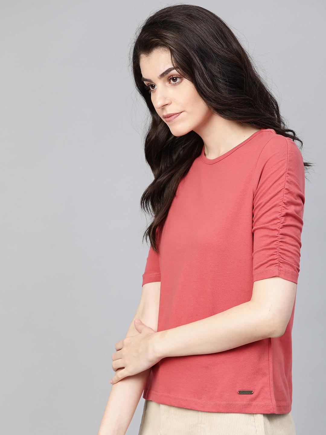 Roadster Women Coral Pink Solid Round Neck T-shirt