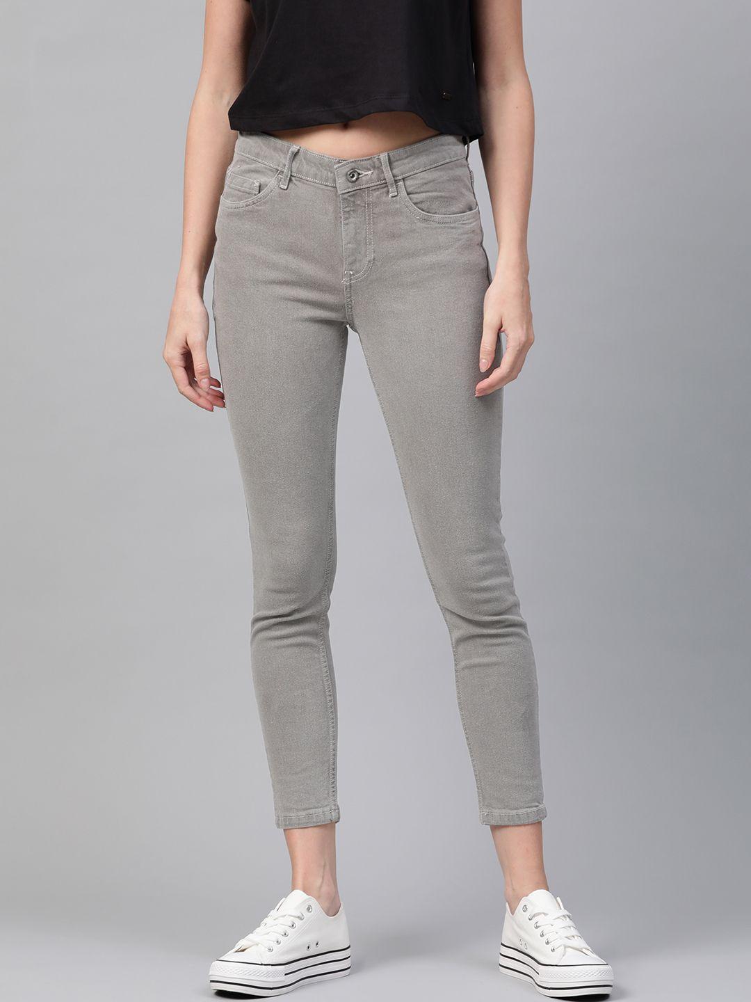 roadster-women-grey-skinny-fit-mid-rise-clean-look-cropped-stretchable-jeans