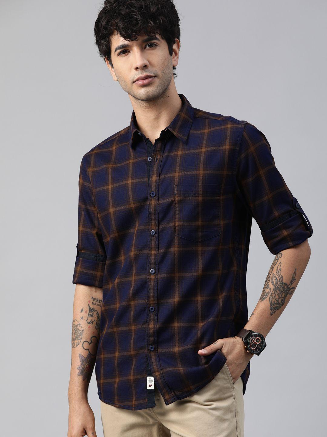 Roadster Men Navy Blue & Brown Regular Fit Checked Casual Shirt
