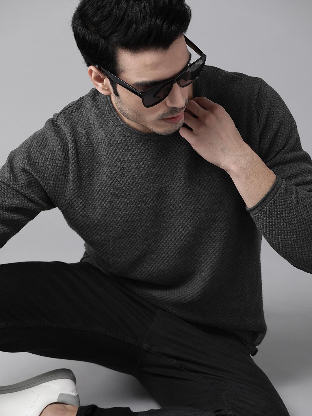 Roadster Men Charcoal Self Design Pullover Sweater