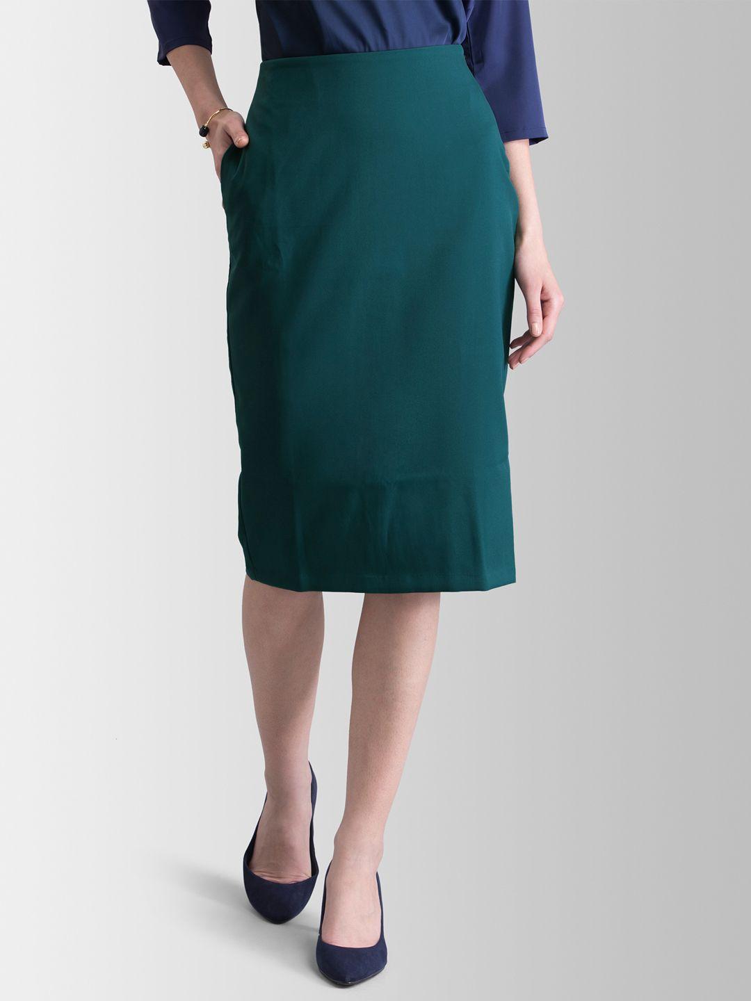fablestreet-women-green-solid-straight-skirt