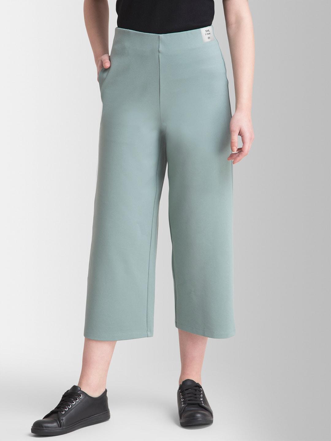 fablestreet-women-green-loose-fit-solid-livin-culottes