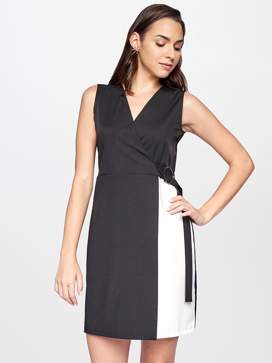 and-black-&-white-solid-wrap-dress