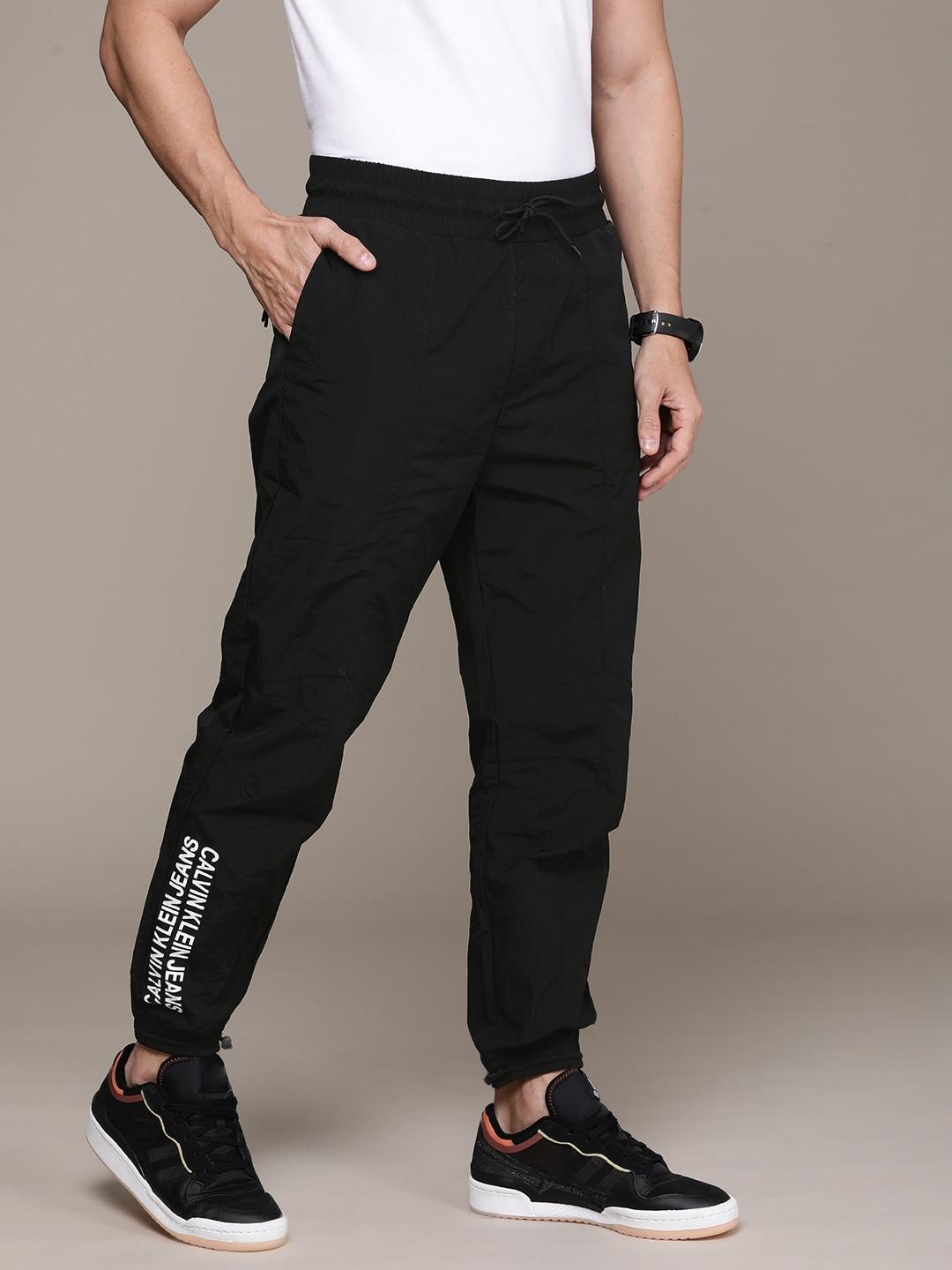 calvin-klein-jeans-men-black-joggers-with-brand-logo-print-detail