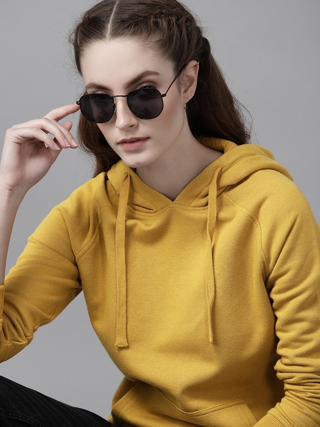 Roadster Women Mustard Yellow Solid Hooded Sweatshirt