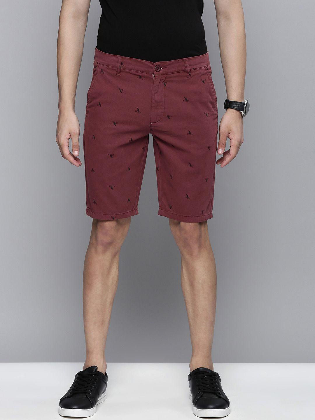 the-indian-garage-co-men-burgundy-printed-slim-fit-regular-shorts