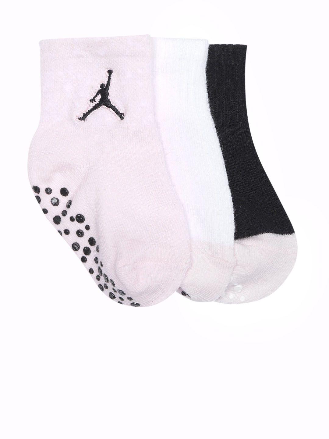 Jordan Unisex Kids Assorted Pack of 3 Quarter Socks