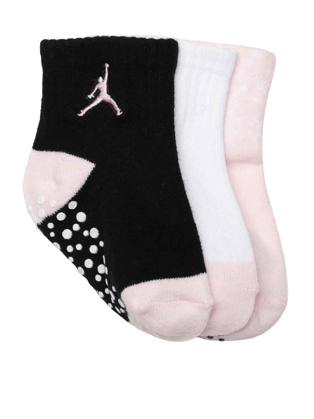 Jordan Boys Set of 3 Cement Gripper Socks