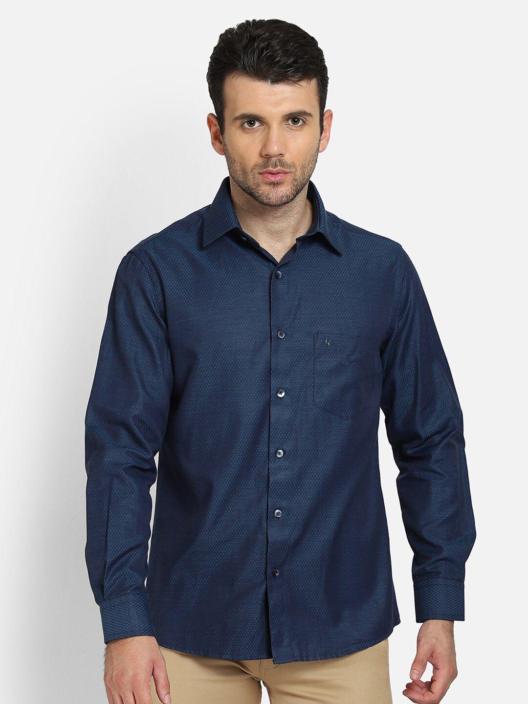 cantabil-men-navy-blue-solid-casual-shirt