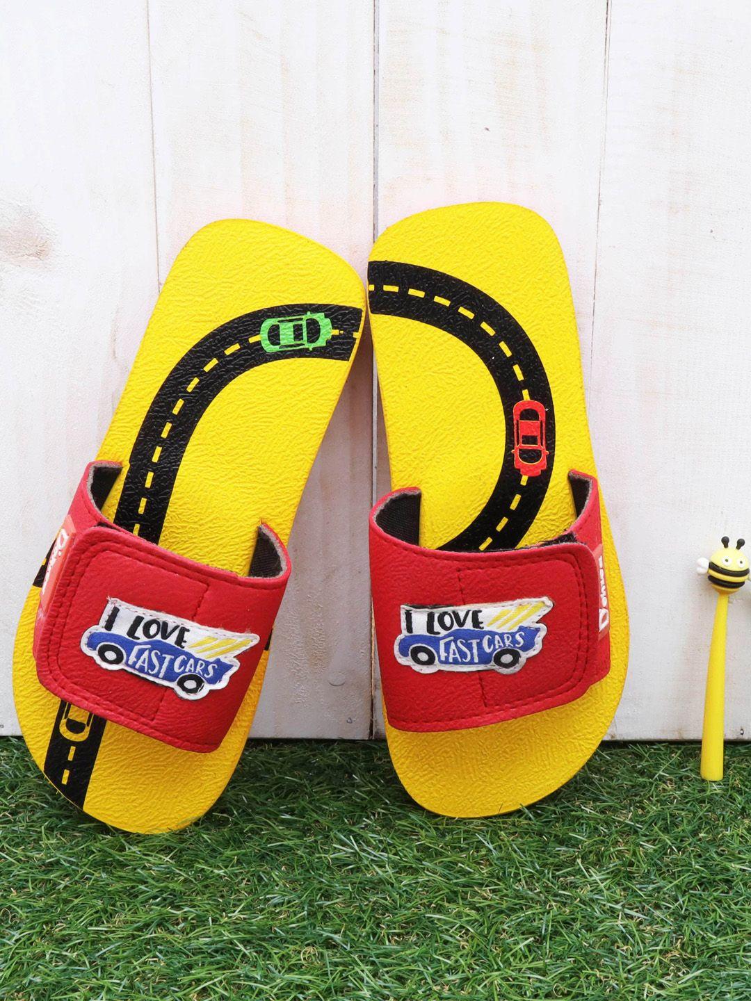 DChica Boys Yellow Fast Cars Applique Sliders