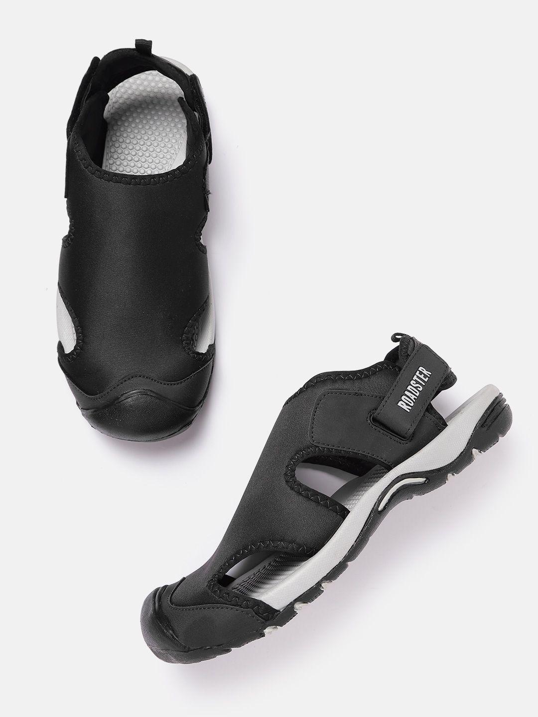 Roadster Men Black Solid Sports Sandals