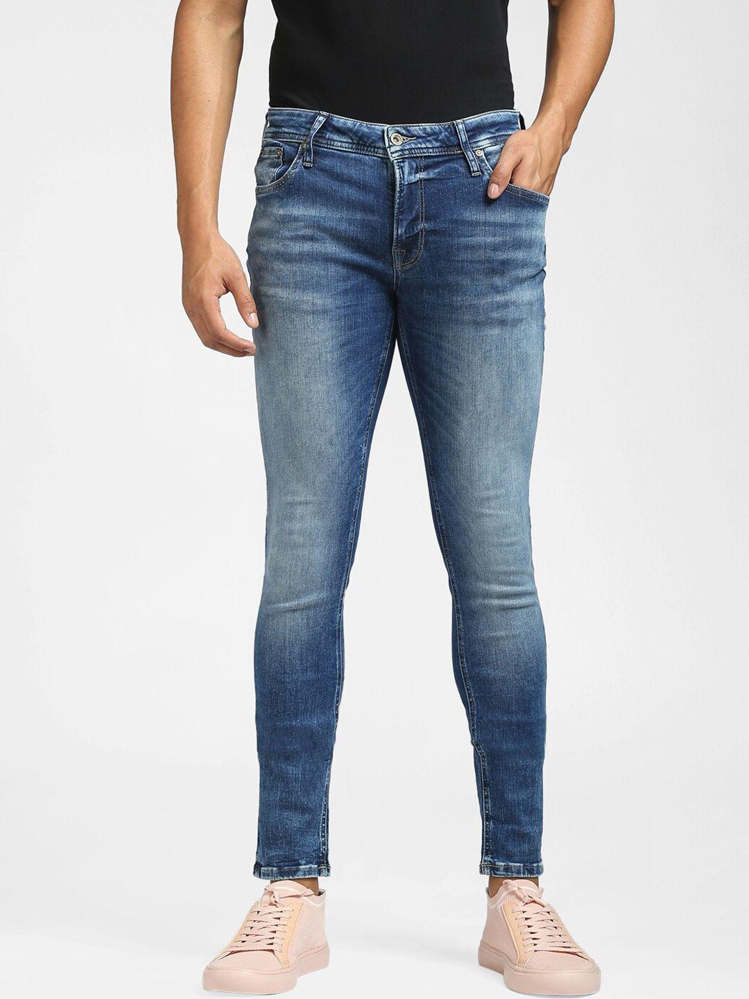 jack-&-jones-men-blue-low-rise-heavy-fade-cotton-stretchable-jeans