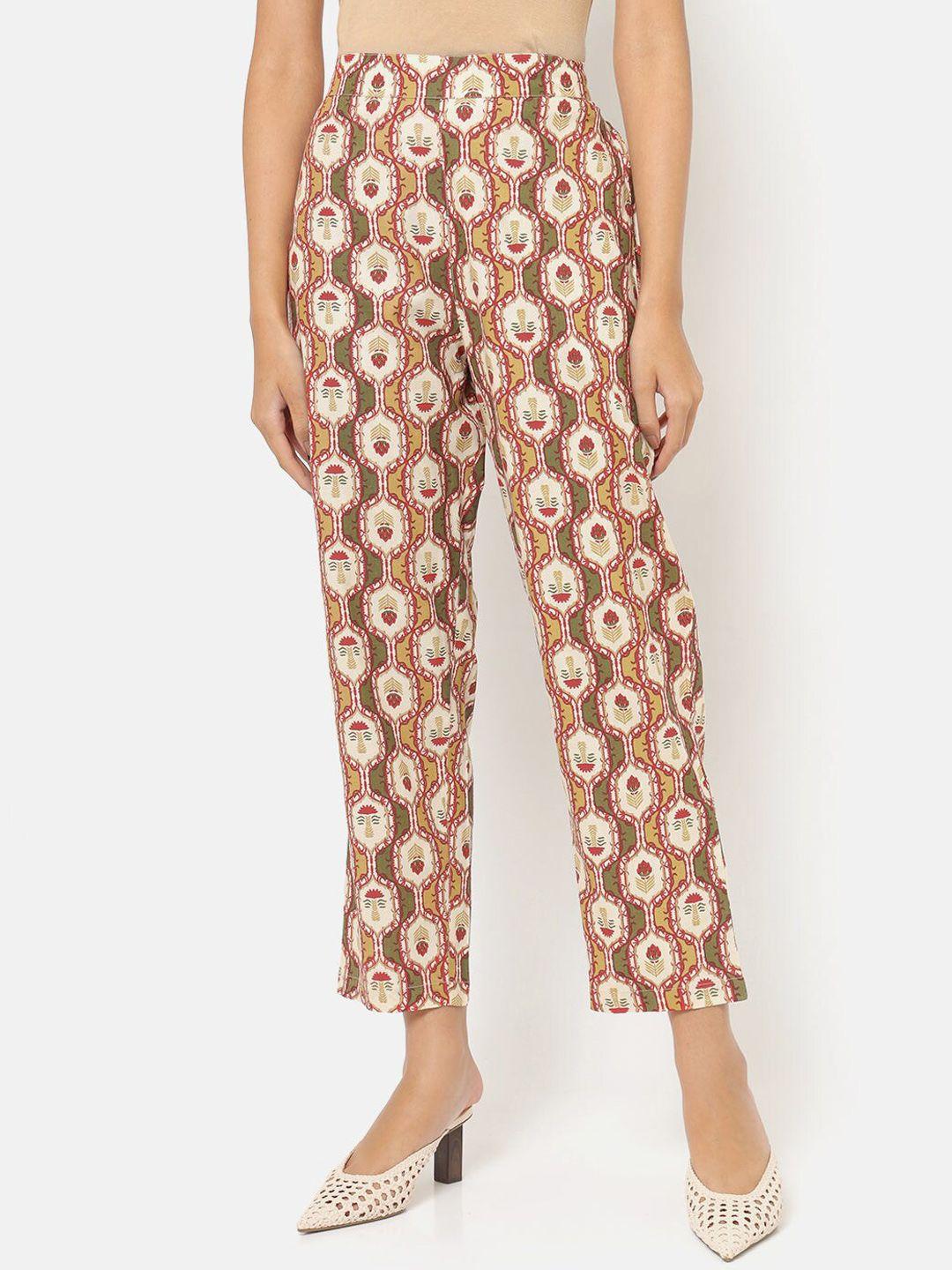 saaki-women-olive-green-floral-printed-comfort-culottes-trousers