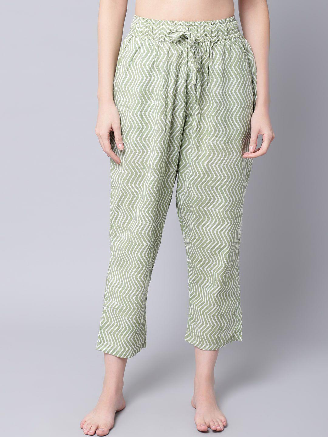 TAG 7 Women Green Printed Cotton Lounge Pants