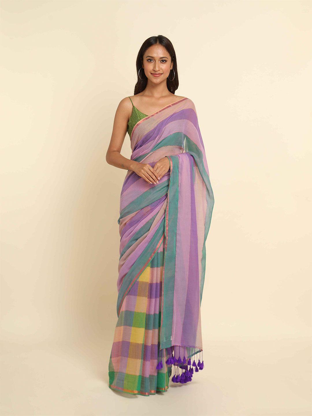 suta-violet-&-green-checked-cotton-blend-saree