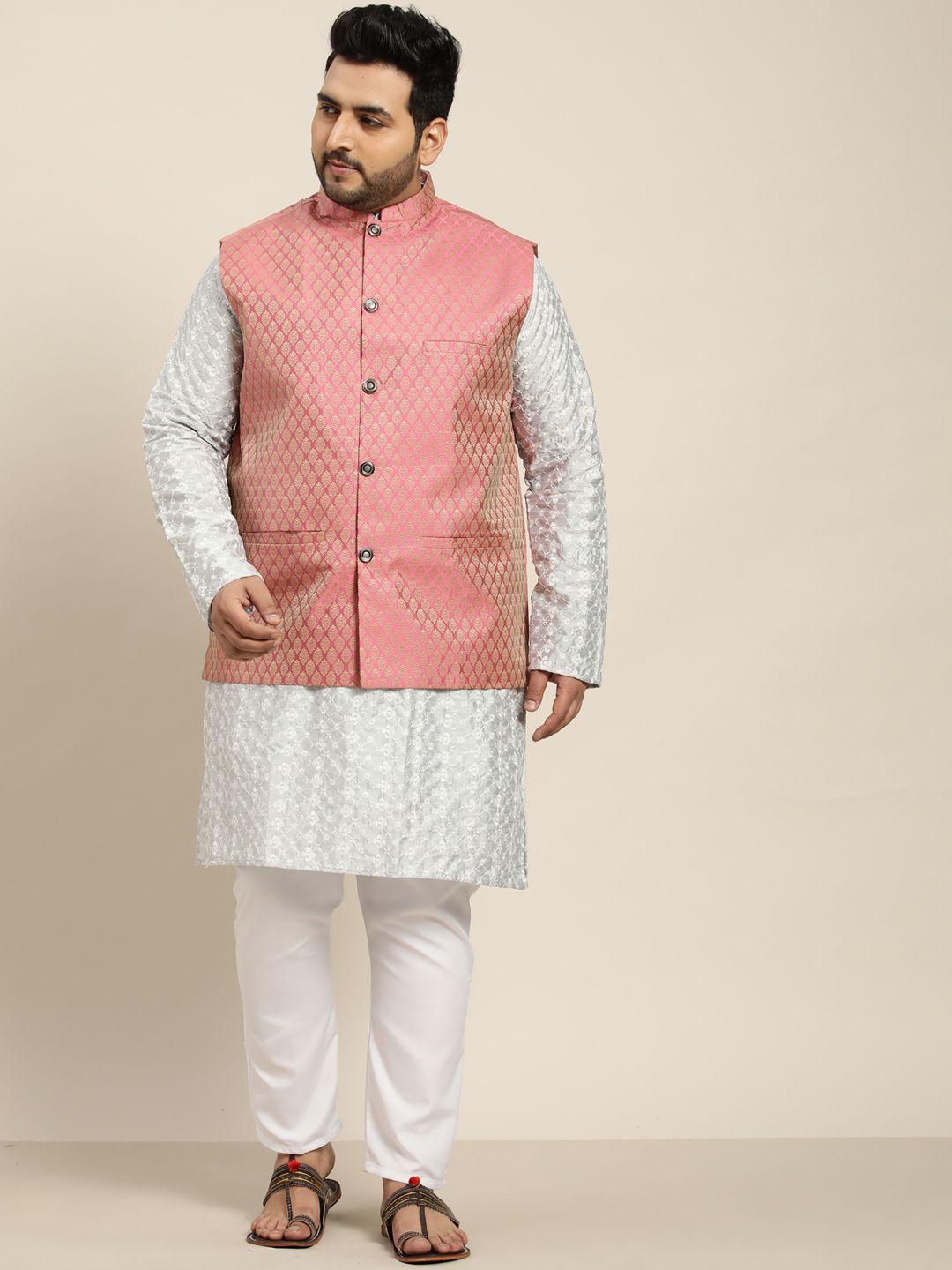 sojanya-plus-men-grey-&-white-chikankari-embroidered-kurta-with-churidar-&-nehru-jacket
