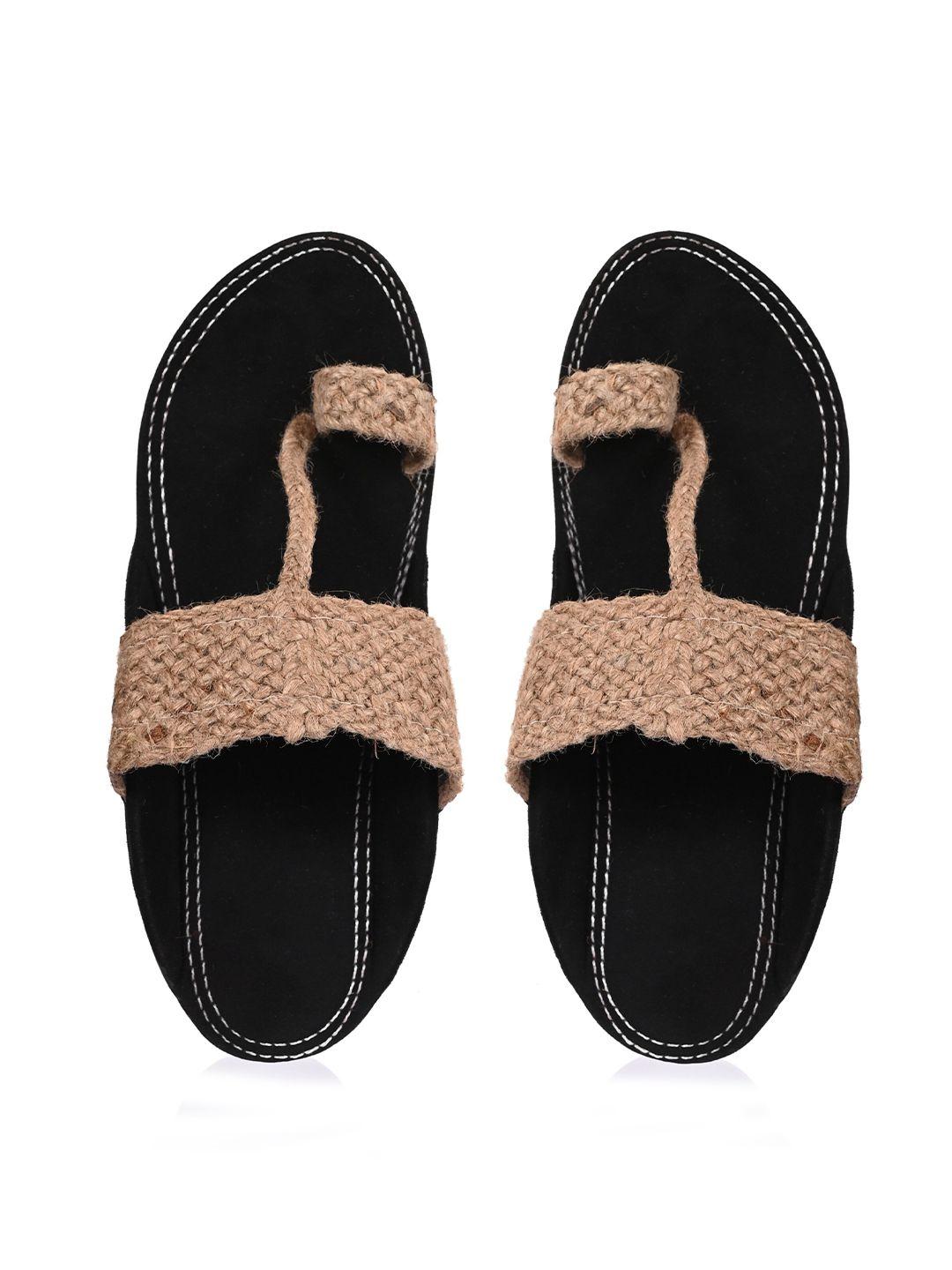 Aristitch Men Cream-Coloured & Black Comfort Slippers