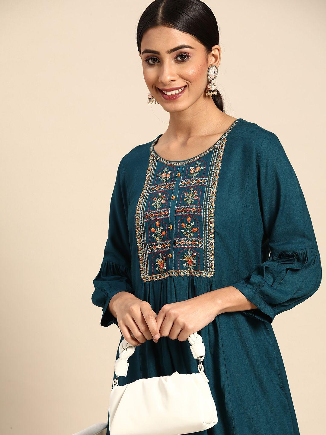 Sangria Teal Blue Floral Embroidered Pleated A-Line Top