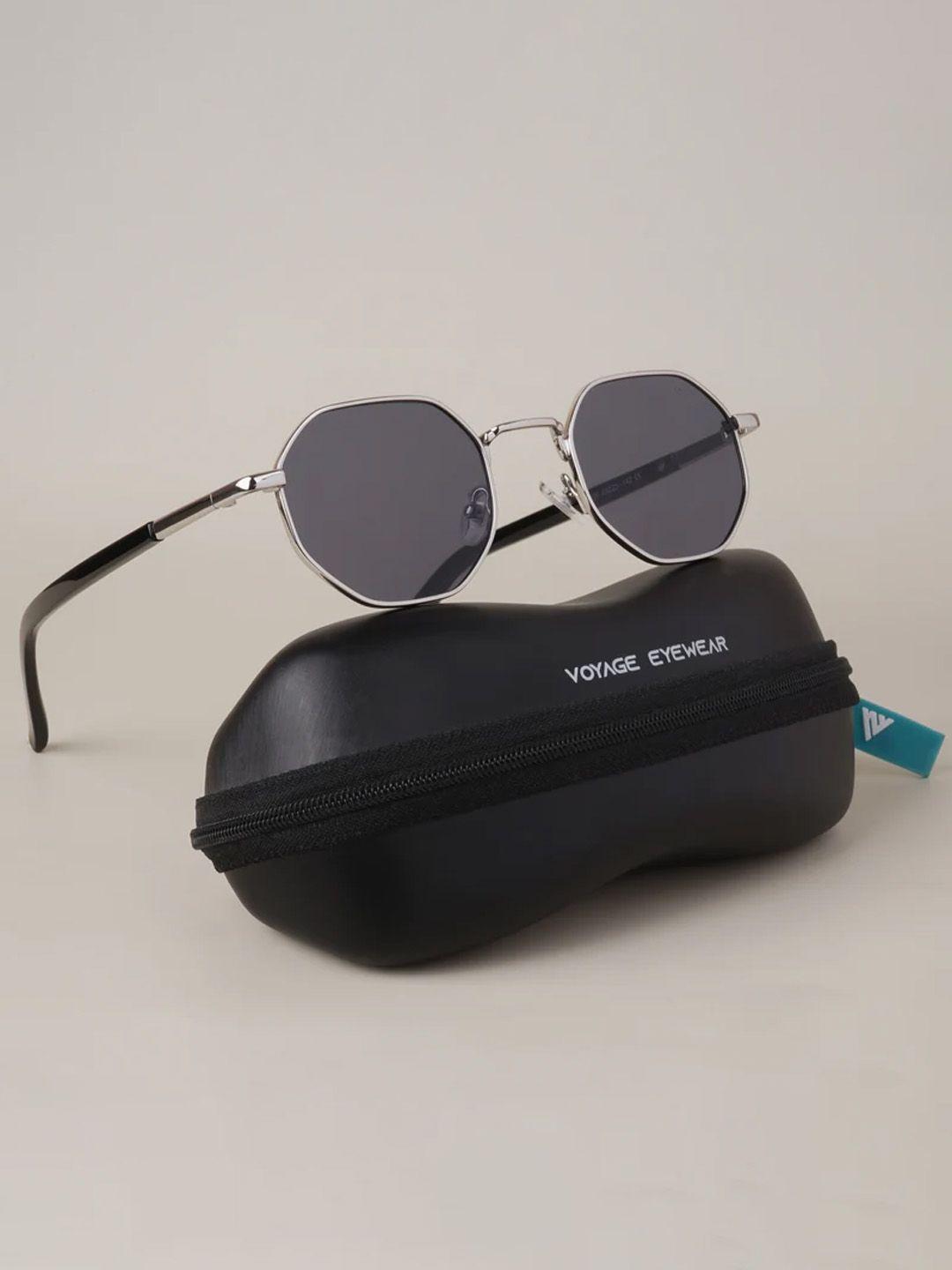 Voyage Unisex Black Lens & Silver-Toned Round Sunglasses with UV Protected Lens